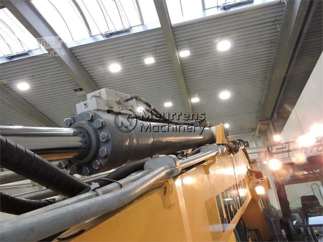 Mobiele graafmachine LIEBHERR A920