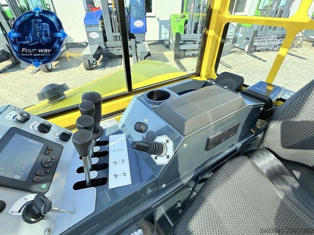 Stivuitor cu patru direcții Combilift CB4000 DIESEL TRIPLEX 5200 FULL CABIN