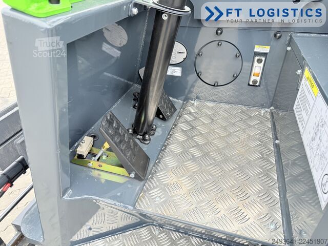 Stivuitor cu patru direcții Combilift CB3000 DIESEL TRIPLEX 5550 SIDE SHIFT