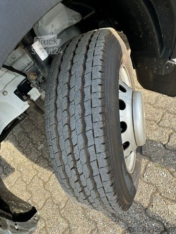 Kombi z visokim stropom FORD Transit 470 L4 H3 Zwillingsbereifung