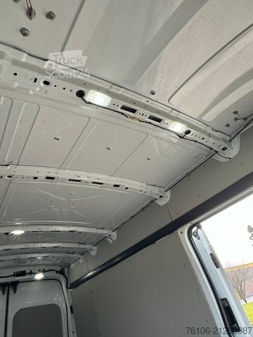 Kombi z visokim stropom FORD Transit 470 L4 H3 Zwillingsbereifung