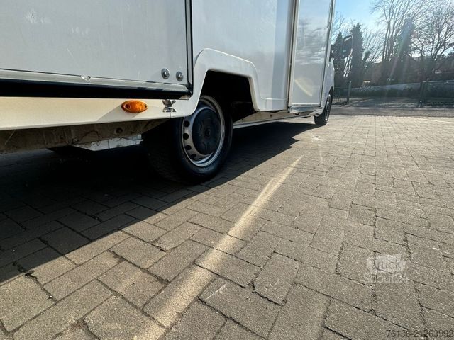 Dobozos furgon RENAULT Master Tiefrahmen Koffer *Kamera*Klima*