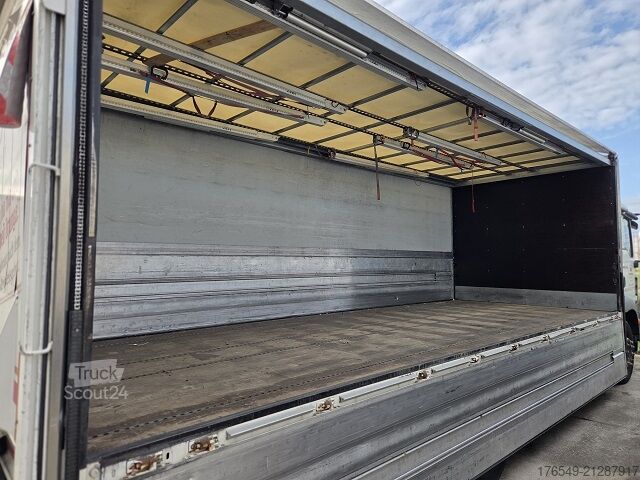 Fourgon avec hayon élévateur MAN TGM 26.340