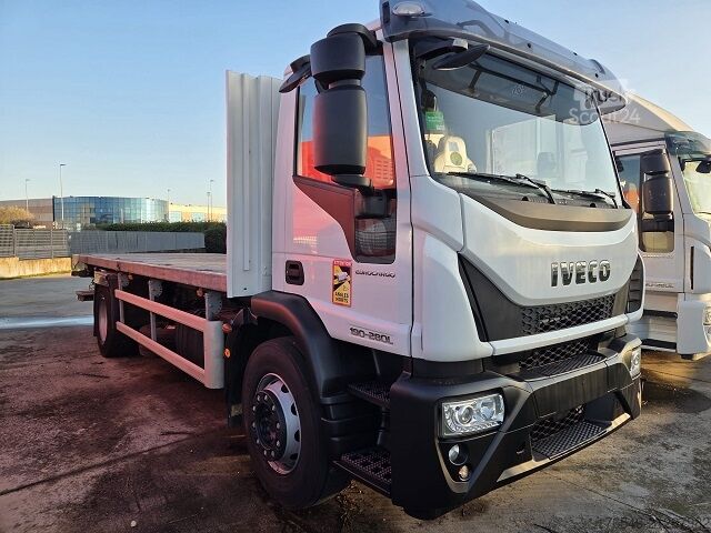 Plataforma y compuerta hidráulica Iveco 190-280 /P