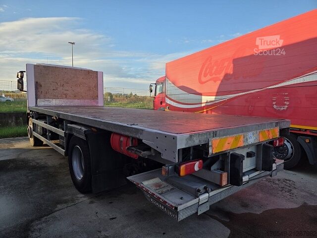 Plataforma y compuerta hidráulica Iveco 190-280 /P