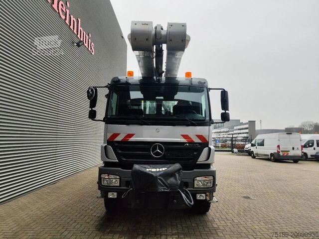 Plataforma elevadora Versalift VO-355-MHI Winch 69 kV Mercedes Benz Axor 1824 ...