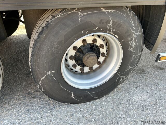 Trasporto refrigerato/congelato SOR Iberica SP71 / Carrier Vector 1850 / Frigo Box / Loadli...