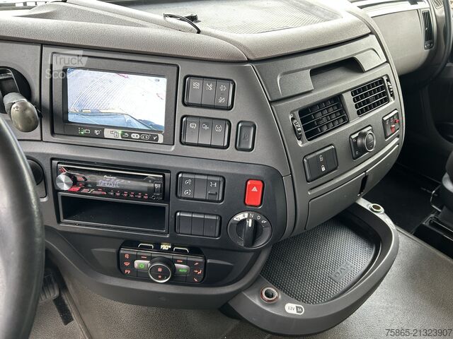 Standard-SZM DAF XF 450 FT Space Cab / ADR / 679 dkm / Tacho V2 ...