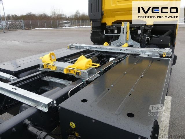 Standard tractor unit IVECO AS260S50Y/FS CM CNG