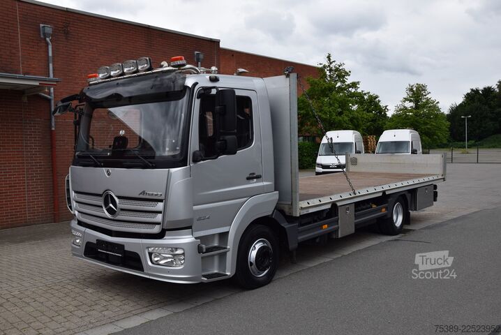 Pick-up furgonas Mercedes-Benz Atego 824 Gerüstbau Automatik Klima 1.Hand AHK