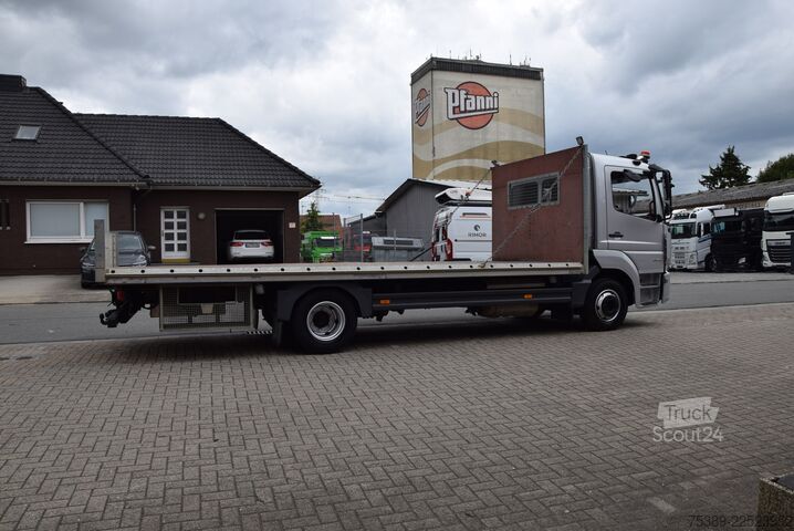 Pick-up furgonas Mercedes-Benz Atego 824 Gerüstbau Automatik Klima 1.Hand AHK