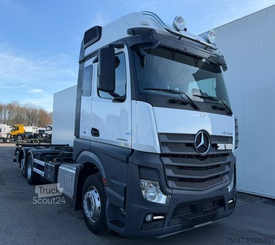 Wechselfahrgestell LKW MERCEDES-BENZ 2540 L Actros 6x2 Fahrschule 5-Sitzer Liftachse