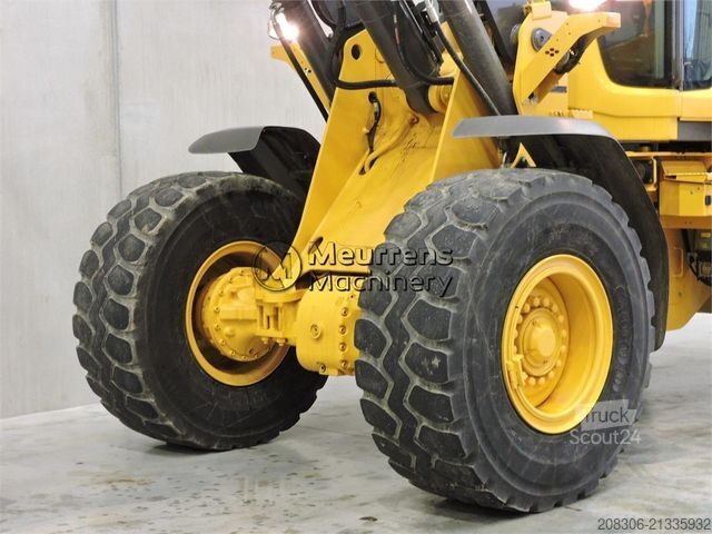 Chargeuse sur pneus VOLVO L90H