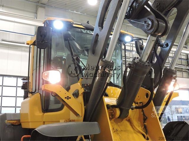 Chargeuse sur pneus VOLVO L90H