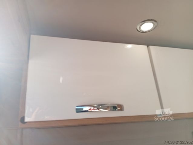 Avtodom FIAT 2,3 L,130 PS,neuer Schreinerausbau,