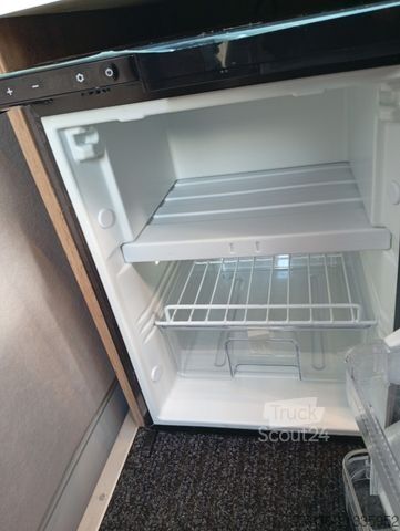 Avtodom FIAT 2,3 L,130 PS,neuer Schreinerausbau,