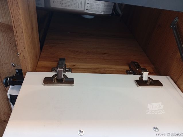 Avtodom FIAT 2,3 L,130 PS,neuer Schreinerausbau,