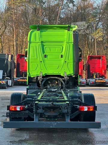 Kamyon şasisi MERCEDES-BENZ Actros 2551 6x2 LL Lenk/Lift  Retarder