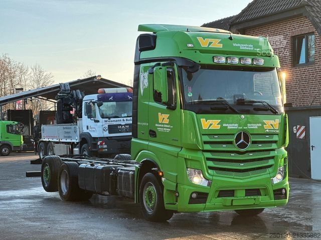 Kamyon şasisi MERCEDES-BENZ Actros 2551 6x2 LL Lenk/Lift  Retarder