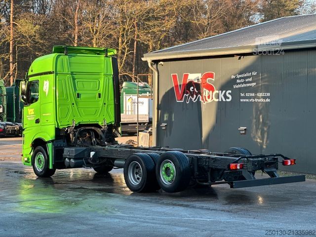 Kamyon şasisi MERCEDES-BENZ Actros 2551 6x2 LL Lenk/Lift  Retarder