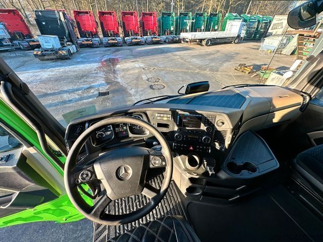 Kamyon şasisi MERCEDES-BENZ Actros 2551 6x2 LL Lenk/Lift  Retarder