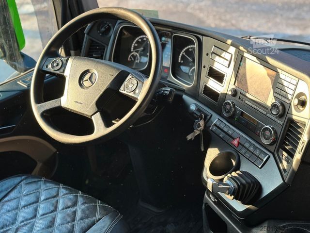 Kamyon şasisi MERCEDES-BENZ Actros 2551 6x2 LL Lenk/Lift  Retarder