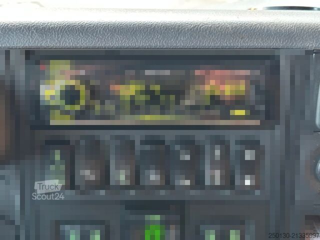 Camion pour bétail SCANIA R380 6x2 LL 7 Pferde + Bad/ TV/ WC/ Küche