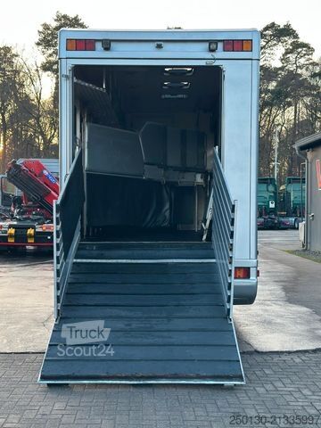 Camion pour bétail SCANIA R380 6x2 LL 7 Pferde + Bad/ TV/ WC/ Küche