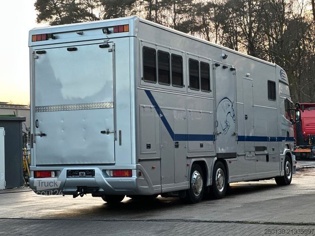 Camion pour bétail SCANIA R380 6x2 LL 7 Pferde + Bad/ TV/ WC/ Küche