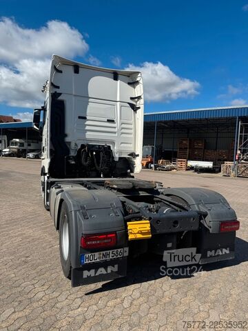 Standard dragbil MAN TGX XXL 18.520 4x2 LL SA