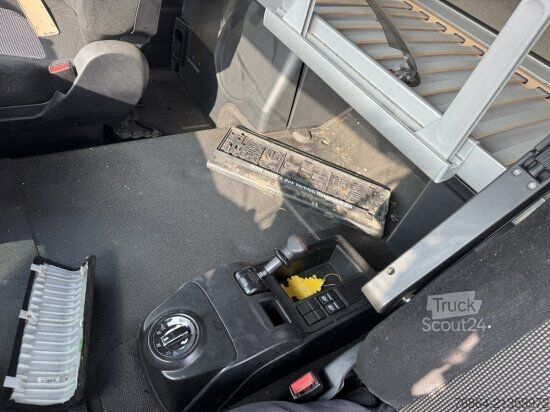 Samochód ciężarowy z plandeką typu platforma MAN TGM 15.290 PRITSCHE PLANE