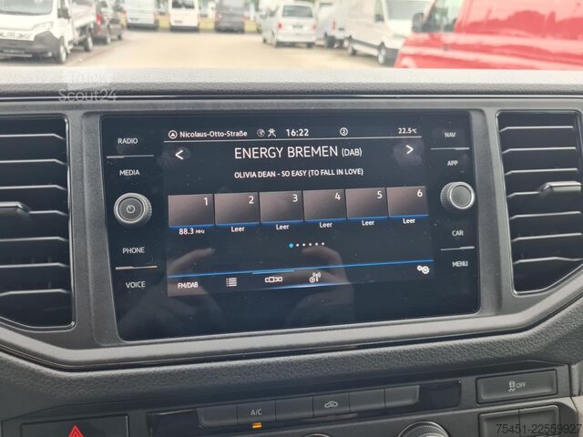 Furgão fechado VW Crafter 35 Koffer LR KAMERA NAVI TEMPOMAT 2x