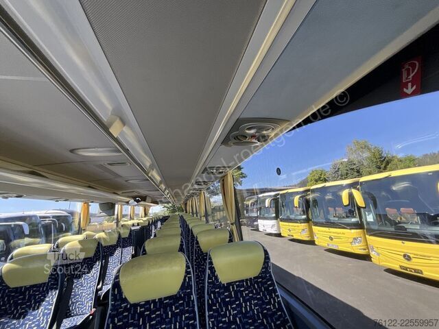 Diaľkový autobus Mercedes-Benz Tourismo RHD