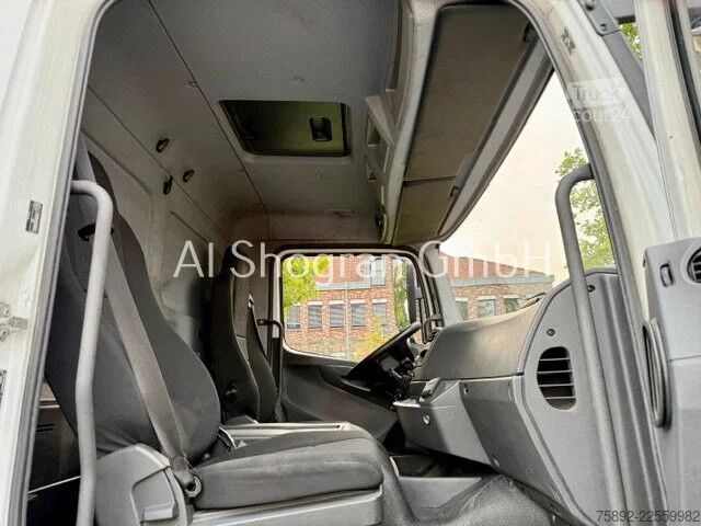 Matkalaukku Mercedes-Benz Atego 1224 Koffer / Euro 6 / LBW