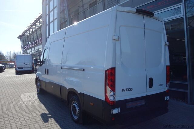 Camion per usi speciali iveco Daily 35 S Kasten L2H2 DUOKAMMER FRISCHEDIENST/LED/KAM
