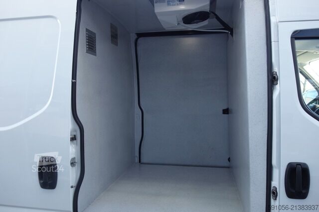 Camion per usi speciali iveco Daily 35 S Kasten L2H2 DUOKAMMER FRISCHEDIENST/LED/KAM