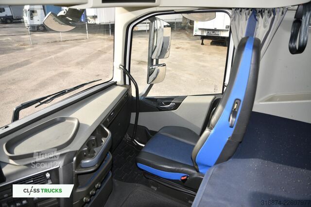 стандартен влекач VOLVO FH 500 Globetrotter XL Varios