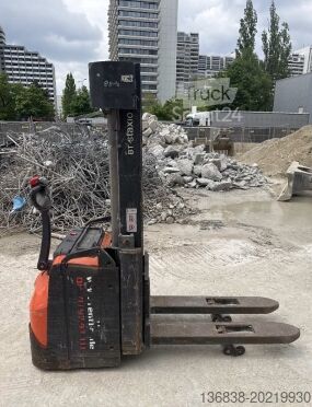 Carretilla elevadora Toyota BT SWE 160 L Elektro