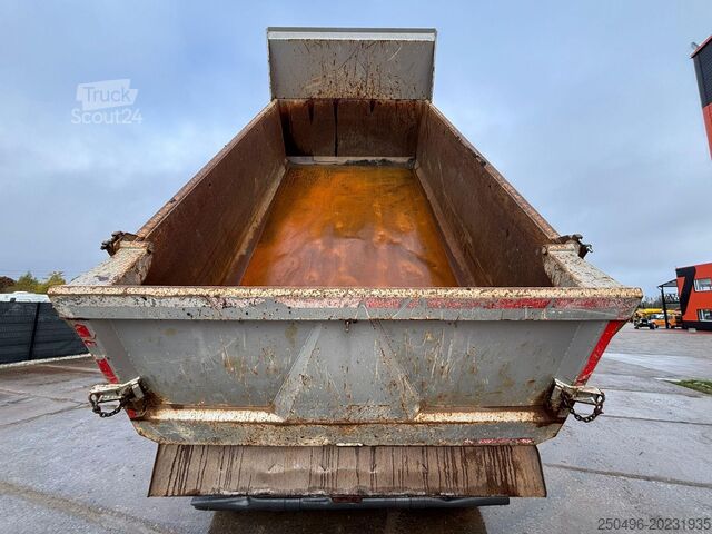 Savivartis Volvo FH 540 6x4 RETARDER / TANDEM AXLE LIFT / SNOWPL...