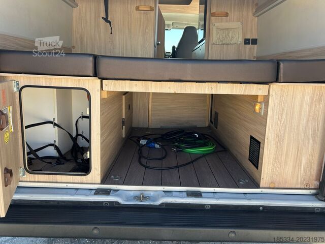 Autocaravana semiintegrada Fiat Weinsberg Carabus 600 K | 4 Schlafplätze | Voll ausgestattet