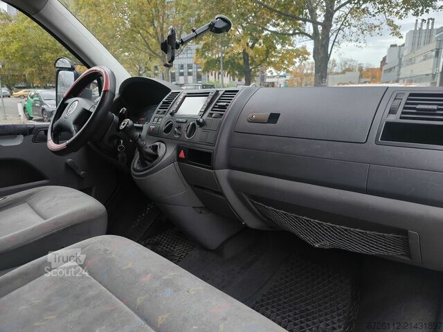 Volkswagen T5 Platformă de Remorcare Cabină Dublă Volkswagen T5