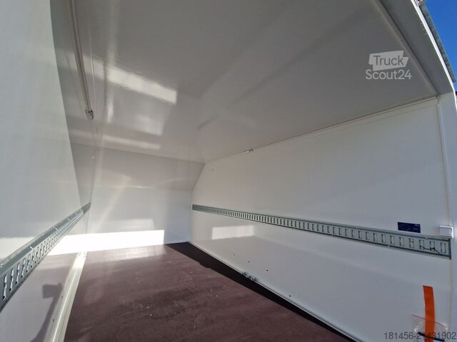 Przyczepa skrzyniowa Blyss hochwertiger Sandwich Koffer aerodynamik