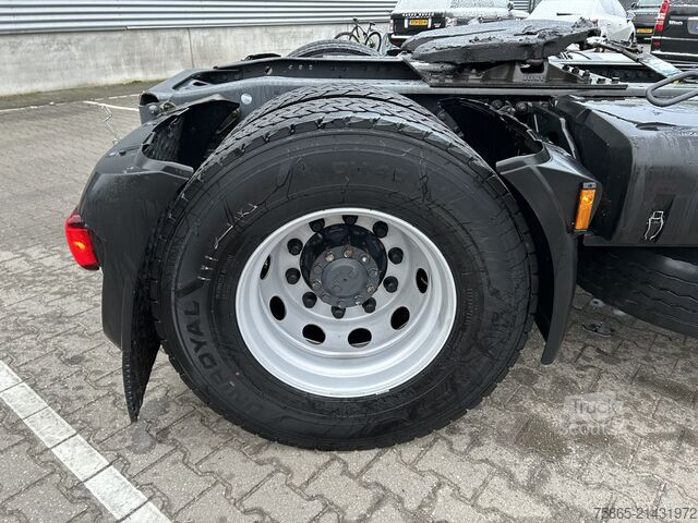 Standard-SZM DAF CF 330 FT / Sleeper Cab / 616 dkm / NL Truck