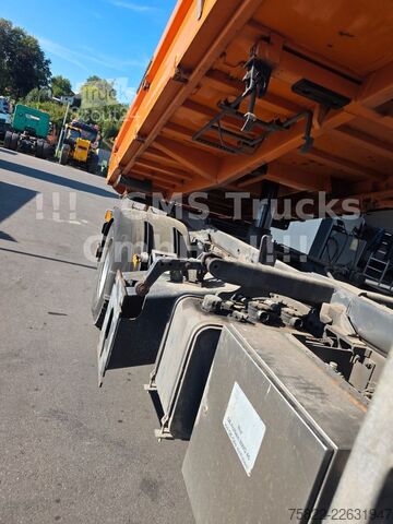 Drugo MERCEDES-BENZ Actros 2032 / Kipper+Kran / Kommunal / NUR160km