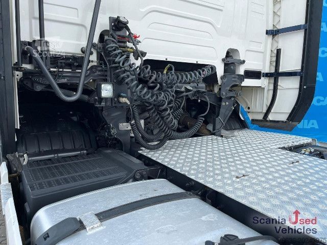 Standart çekici ünitesi Scania R 450 A4x2NA RETARDER DIFF-L PARK COOL SMART2