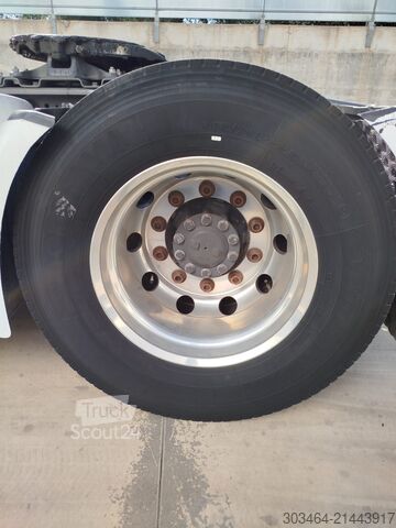 стандартен влекач DAF XF 530 SSC Full optional