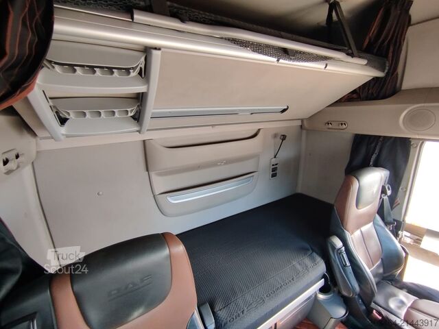 стандартен влекач DAF XF 530 SSC Full optional