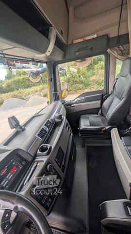 Teški kamion MAN TGX 26.640