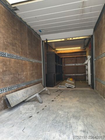 Trator BE + reboque. Mercedes-Benz Sprinter 519