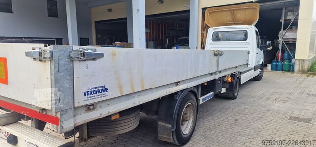 Trator BE + reboque. Mercedes-Benz Sprinter 519